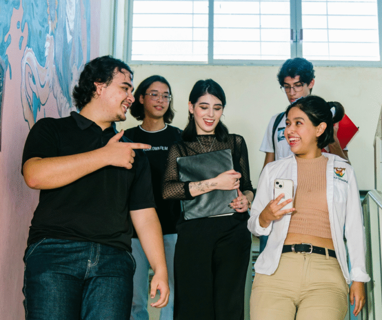 Educación y nivelación: clave para superar la brecha del aprendizaje en América Latina